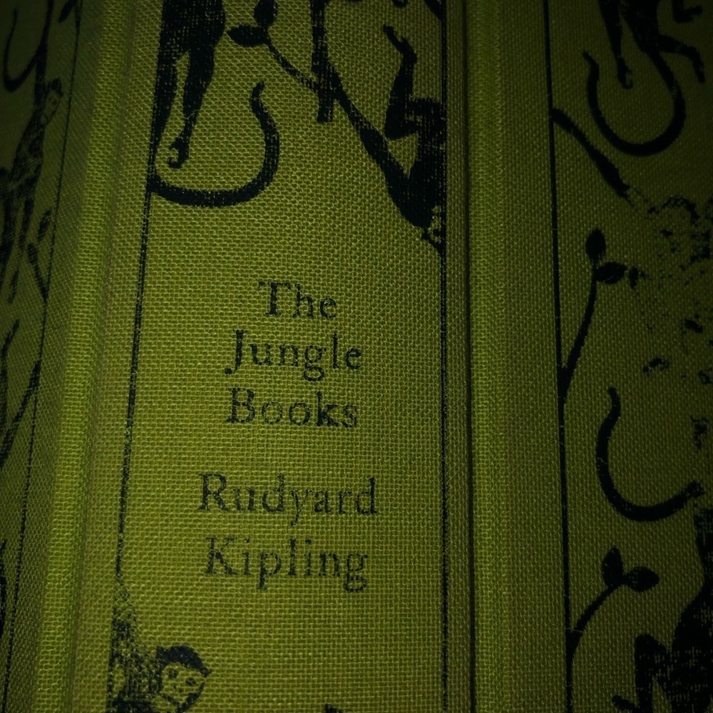 The Jungle Books by Rudyard Kipling - Green Hardcover